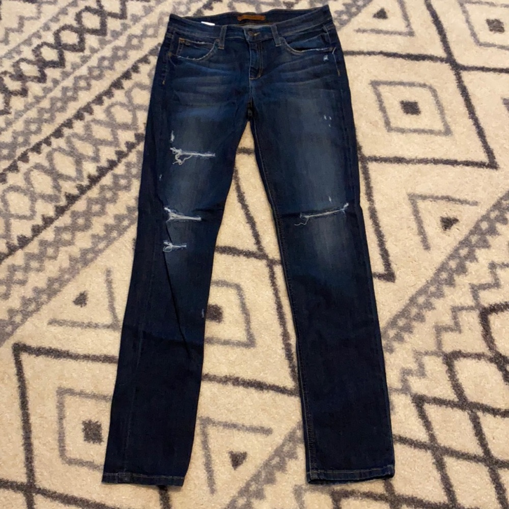 Ripped boyfriend slim jeans